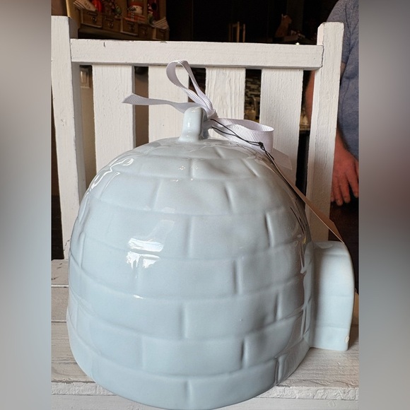 Rae Dunn Winter Wonderland Igloo BH - Picture 5 of 5